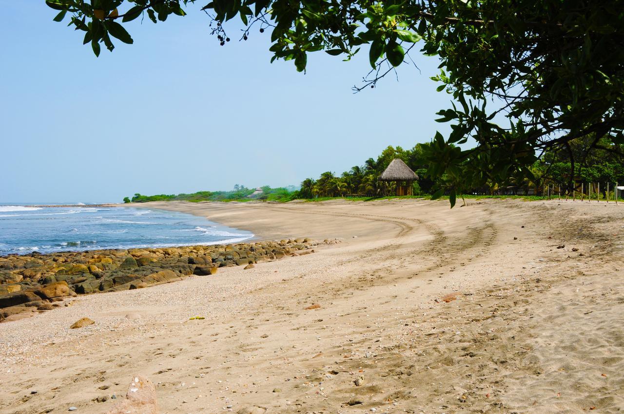 Las Palmeras Beach Hotel Aposentillo エクステリア 写真