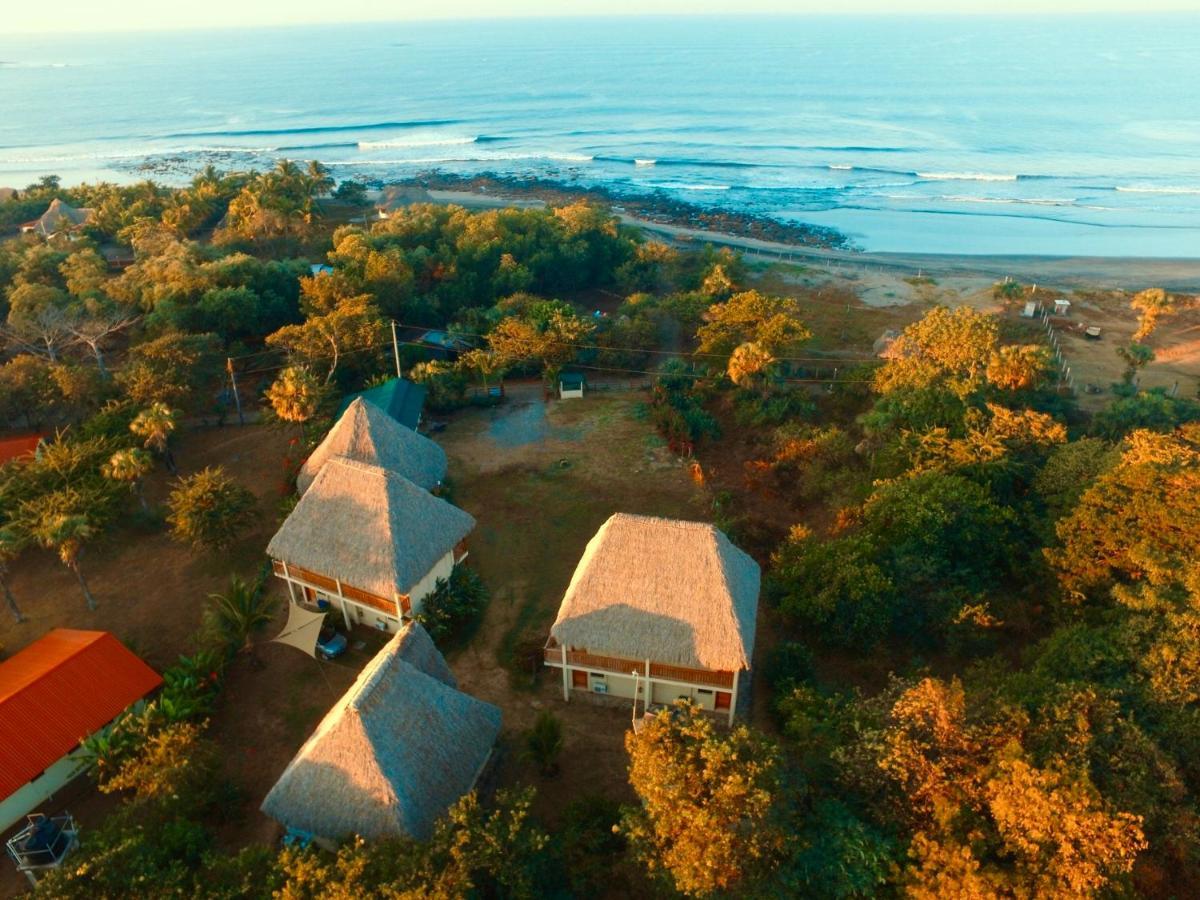 Las Palmeras Beach Hotel Aposentillo エクステリア 写真